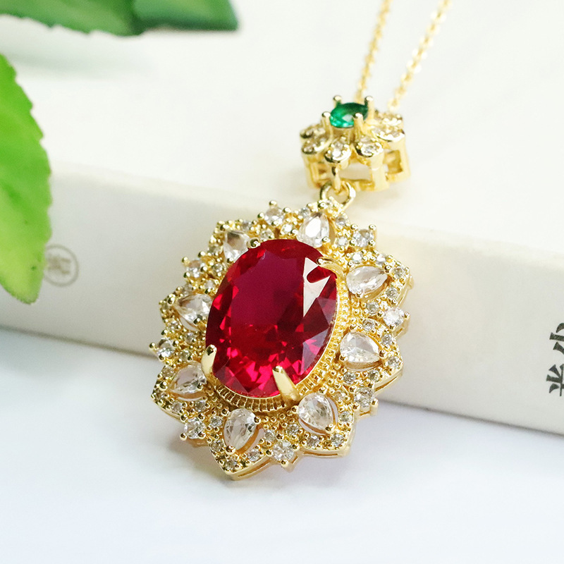 Red Corundum Pendant Cultivati - đánh giá và giá Vintage Fashion Center