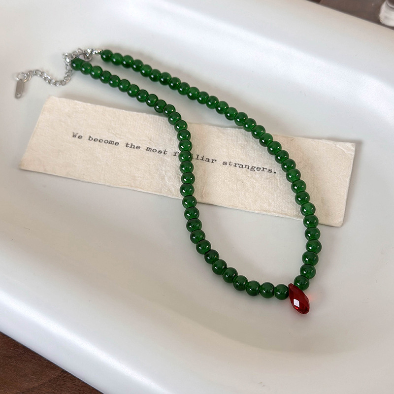 Vintage Green Beaded Necklace  - đánh giá và giá Vintage Fashion Faire