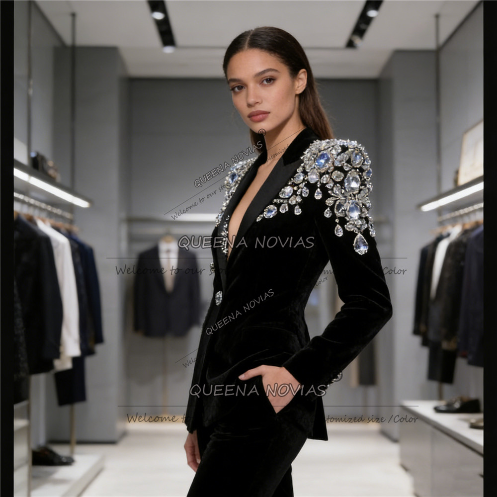 Exclusive Diamond Beaded Suits - đánh giá và giá Velvet Blazer Vintage